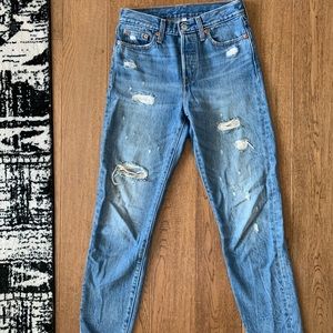 Levi’s Straight Leg Boyfriend Jeans